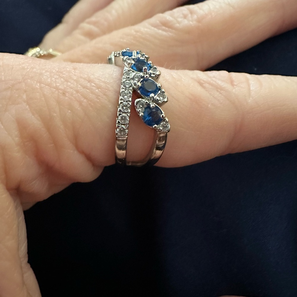 Dazzling Blue and Silver Women's Ring - Picture 4 of 11